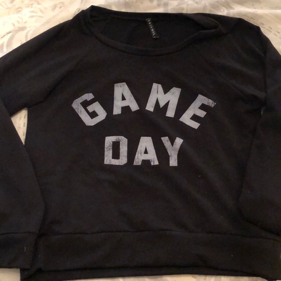 Graphic Pullover - Picture 2 of 3